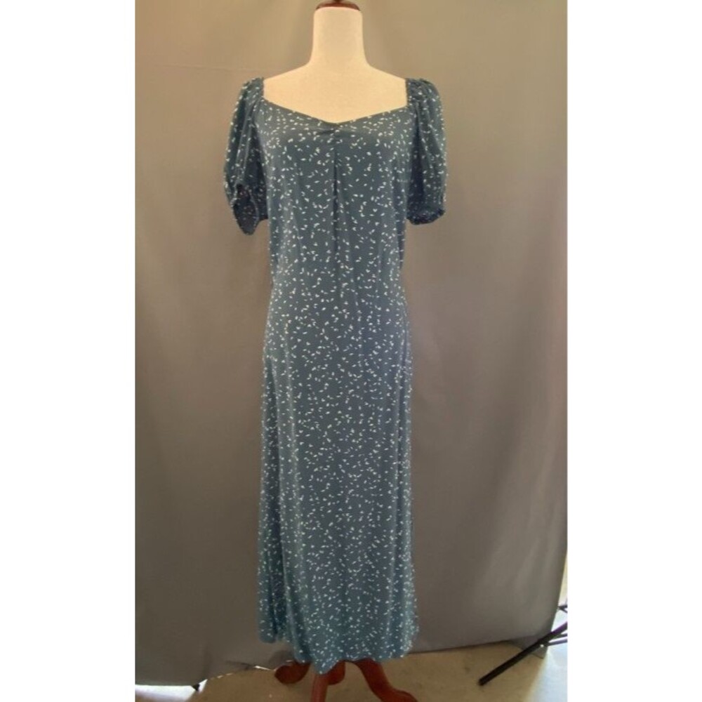 LOFT Outlet Maxi Dress Women's 10 Blue Floral Smocked Puff Sleeve Rayon 2023